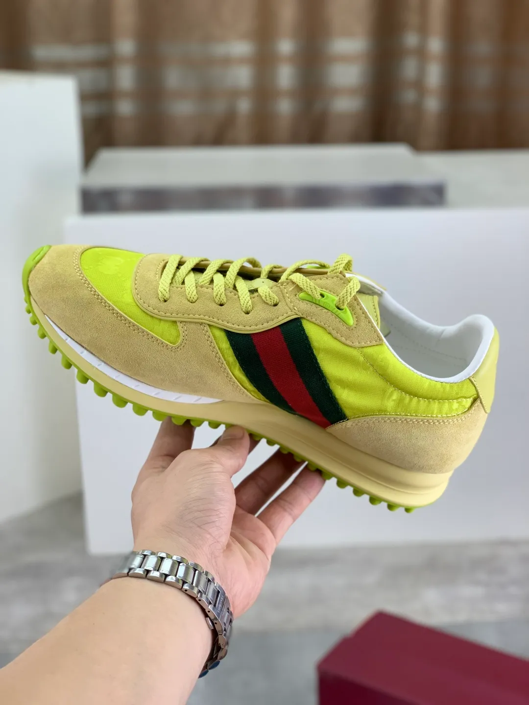 Men's shoes 💰P640 New Gucci Gucci Top version Latest catwalk style Re-Motion series Thick-soled casual sports shoes Original purchase and development ▪️Fabric: Original custom imported first-layer cowhide ▪️Sole: Original molded TPU material ▪️Sole thickness: 3.5CM ▪️Size: Men 39-45 Color: 8️⃣ colors available, boutique packaging